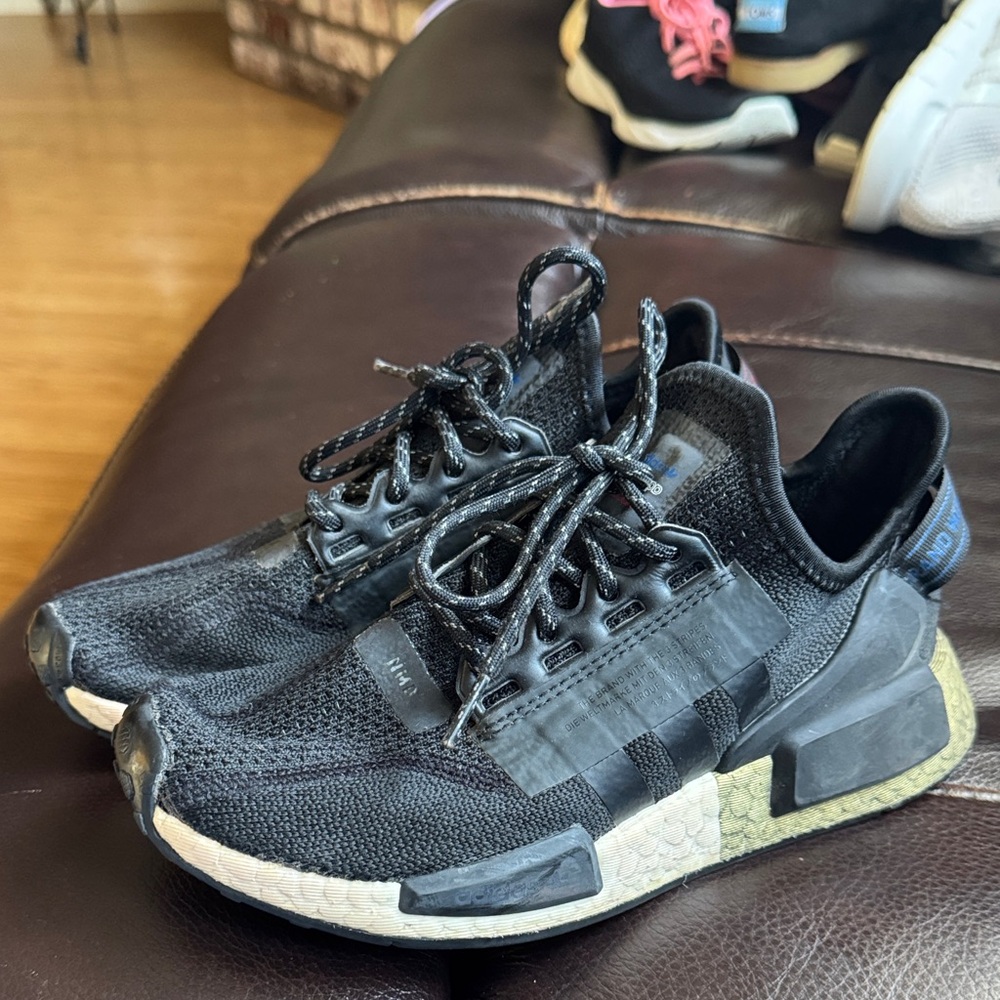 Adidas Women’s Black and White Sneakers